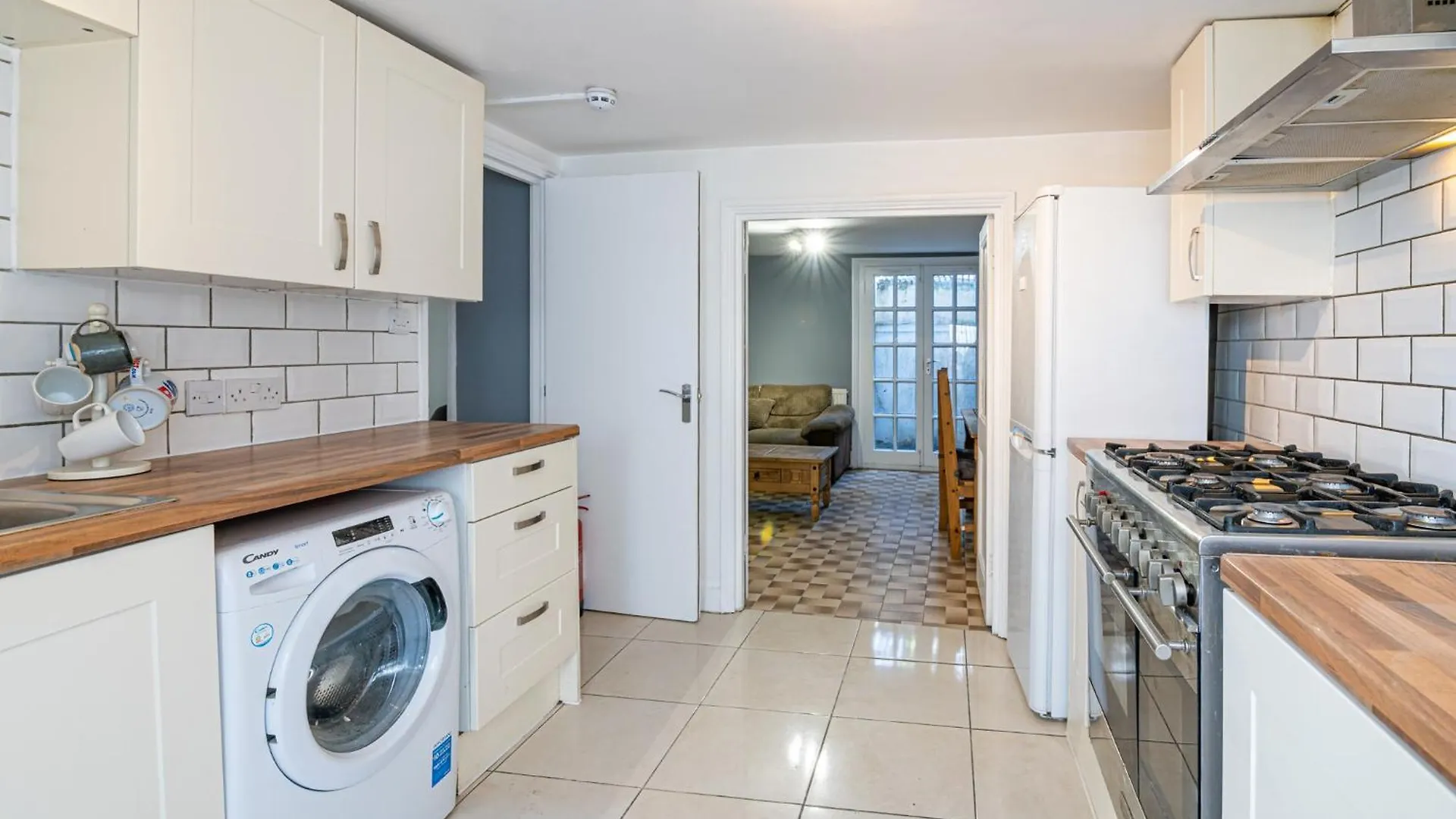 Beautiful House Refurbished Hotel London