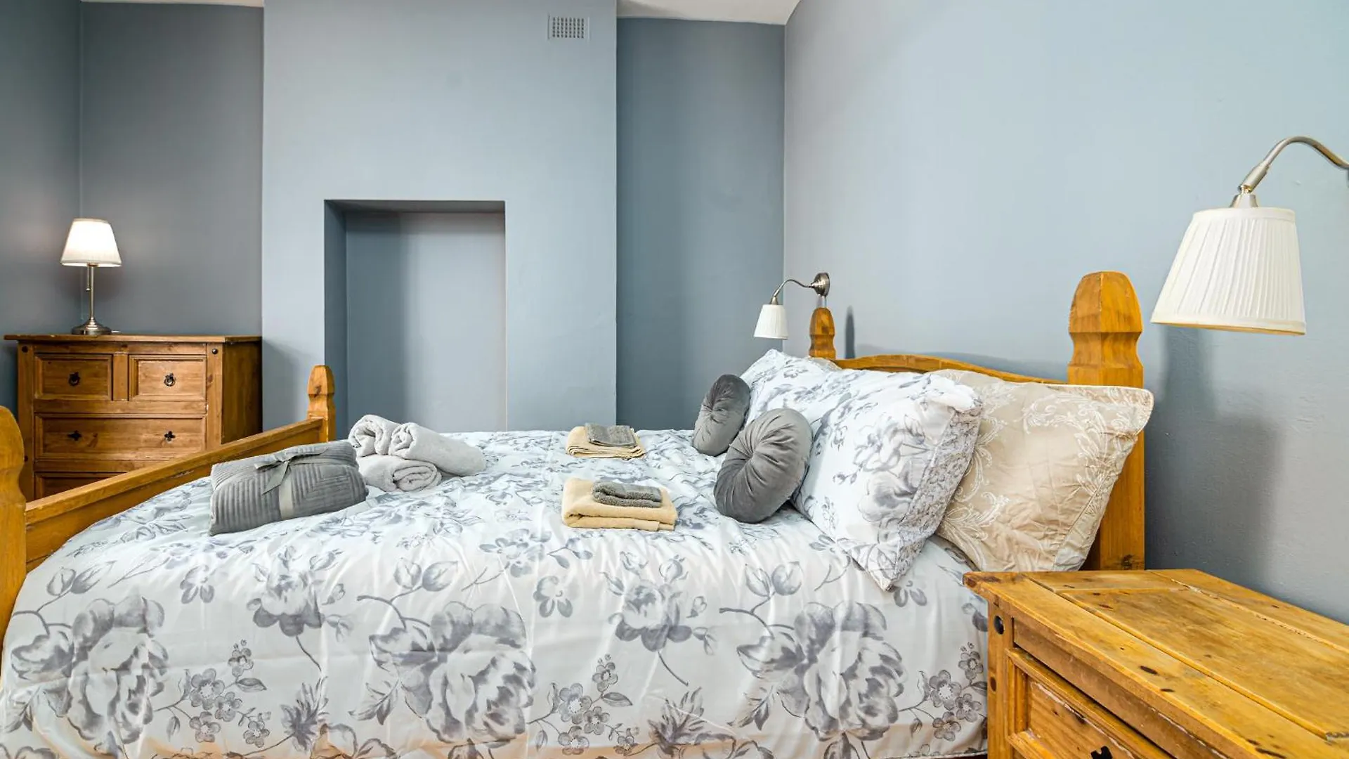 Guest house Beautiful House Refurbished Hotel London United Kingdom